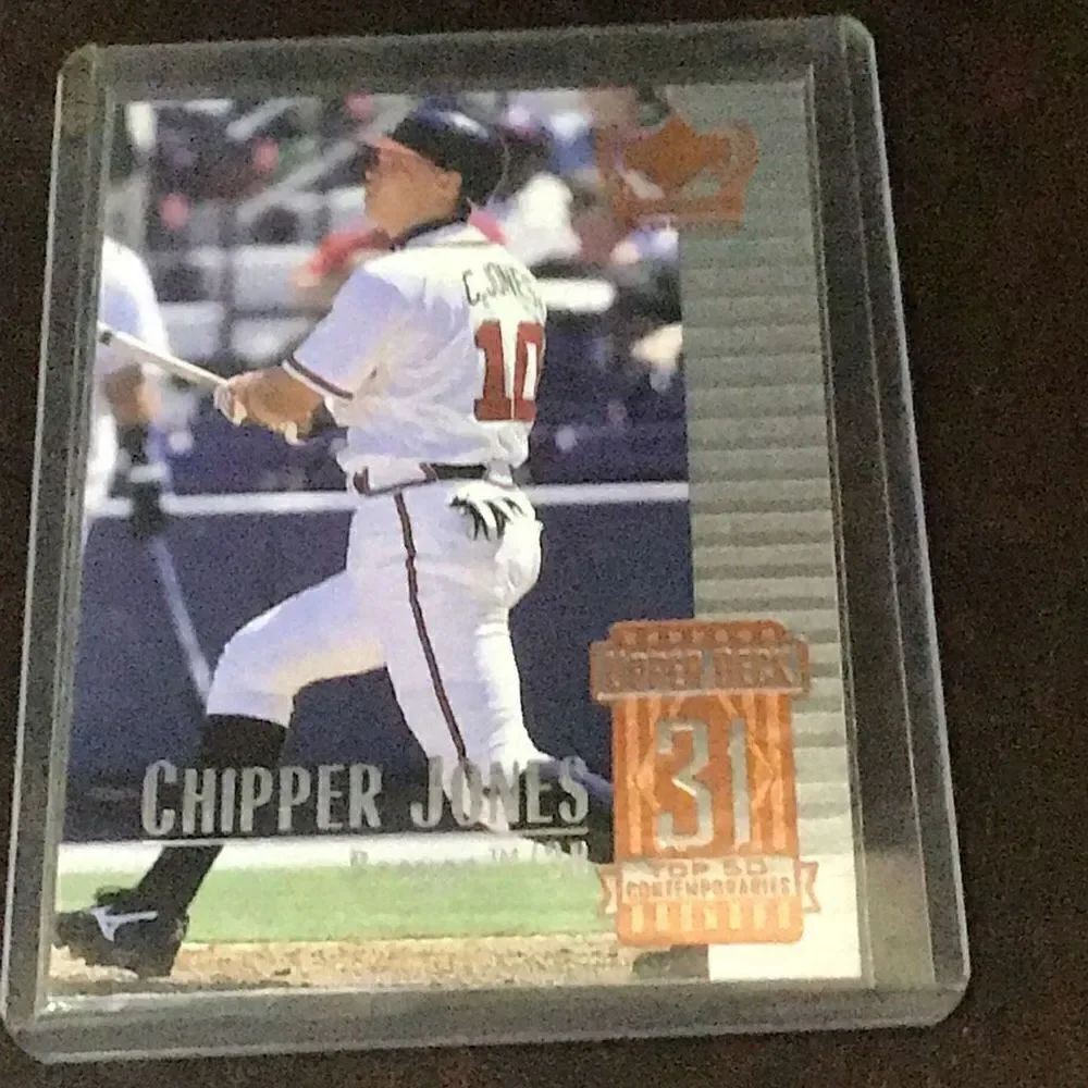 Vintage 1999 upper deck Chipper Jones, ￼trading card in sleeve